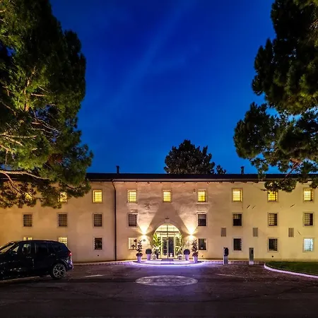 I Pini 4* Malo (Vicenza)